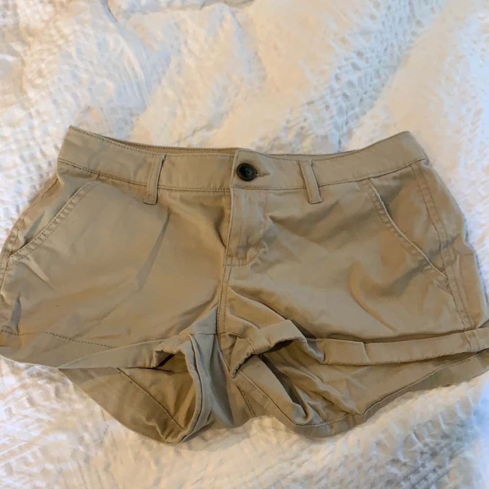 Tan khaki shorts